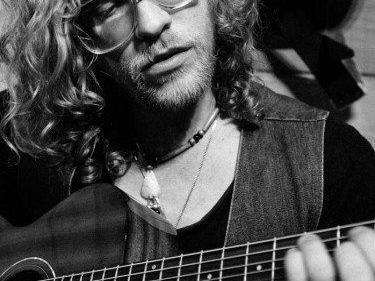 allen-stone-photos-30-375x430