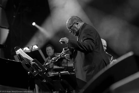 Quincy Jones performing at the Fox Theatre in Atlanta for the American Cancer Society benefit concert