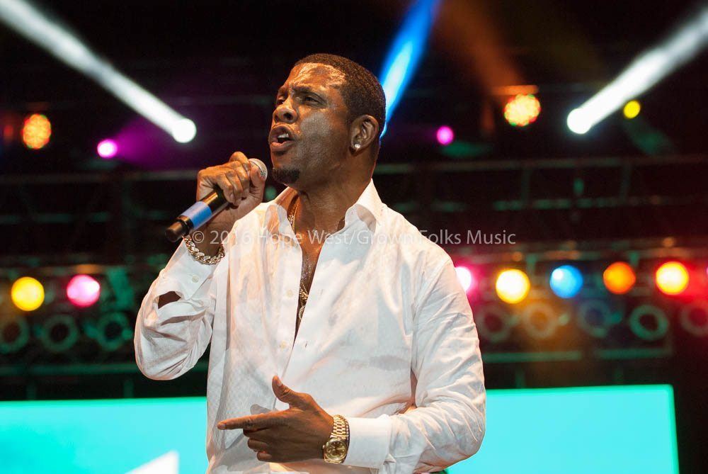 Keith Sweat performing at Wolf Creek